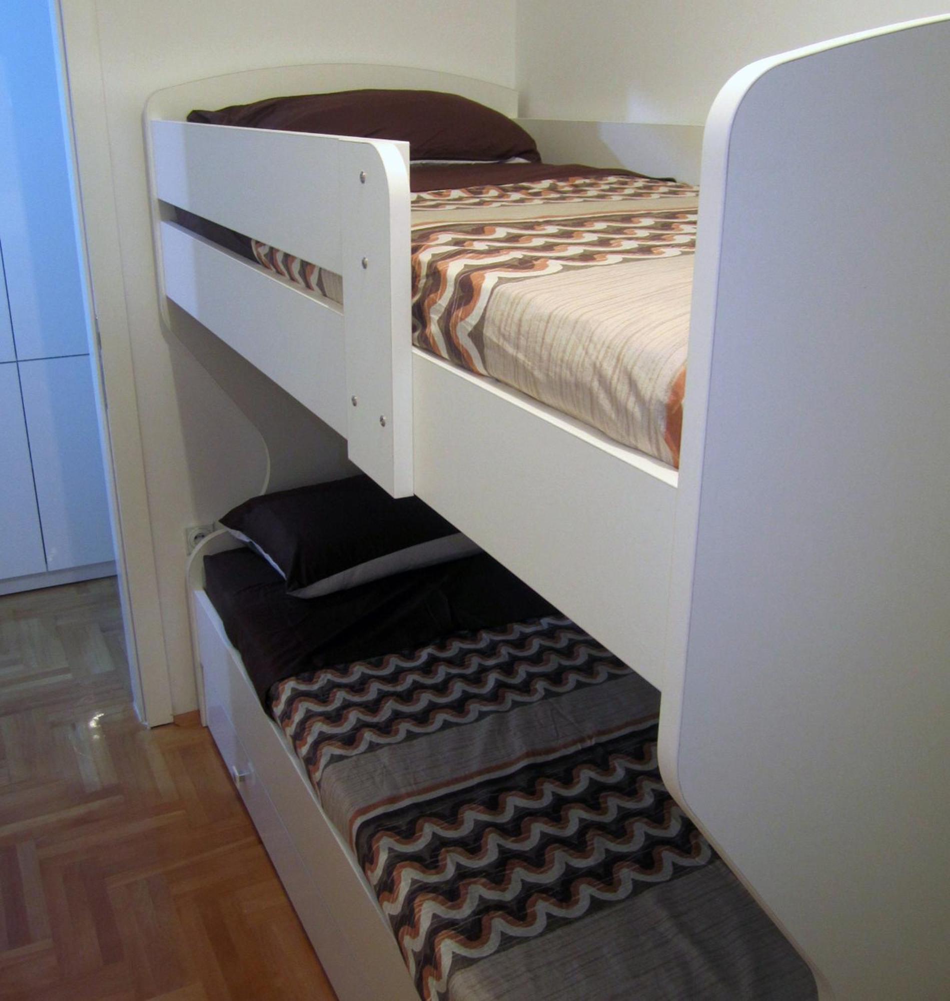 65 Square Meters Designer Apartment In Heart Of City - River View ! Park For Free Ni Εξωτερικό φωτογραφία