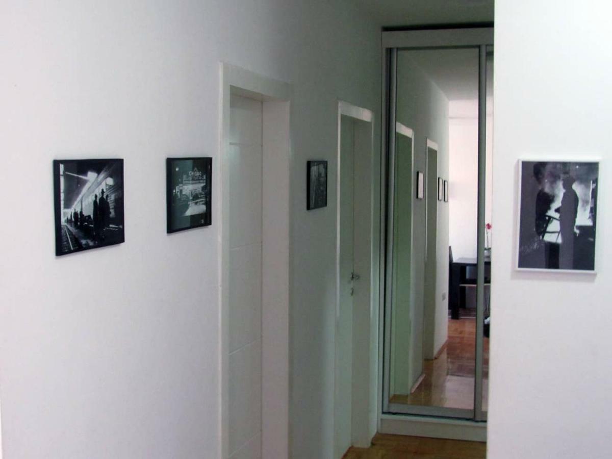 65 Square Meters Designer Apartment In Heart Of City - River View ! Park For Free Ni Εξωτερικό φωτογραφία